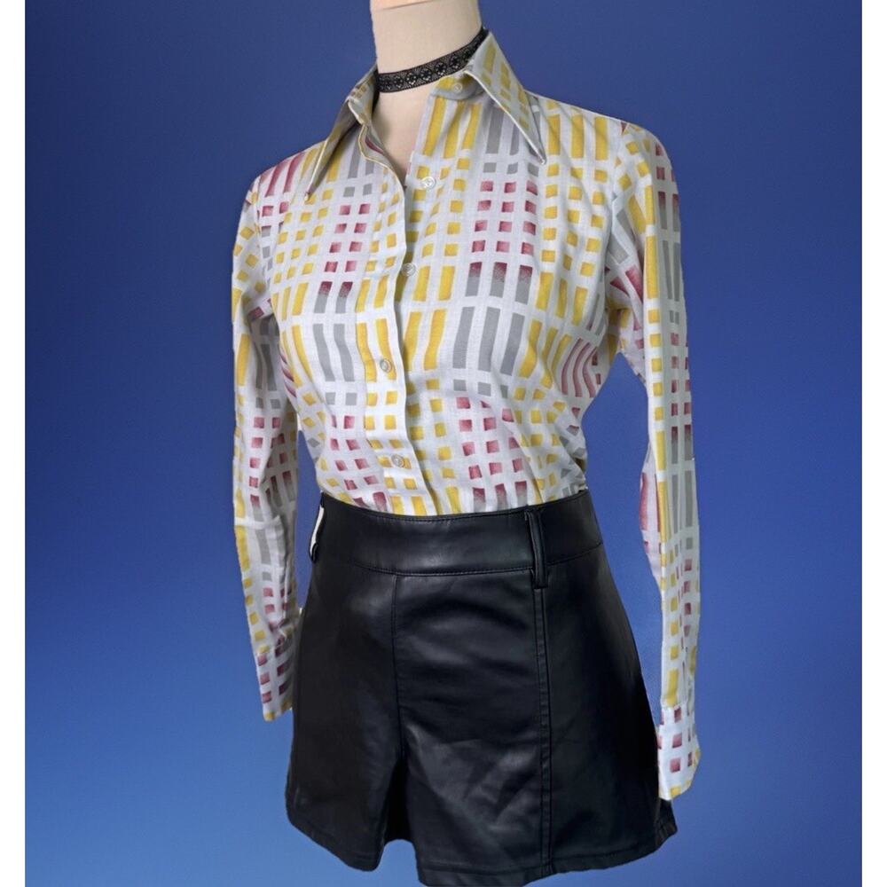 Vintage Sears Jr Button Down | 70s Mod Graphic Print | Secretary Grunge Revival